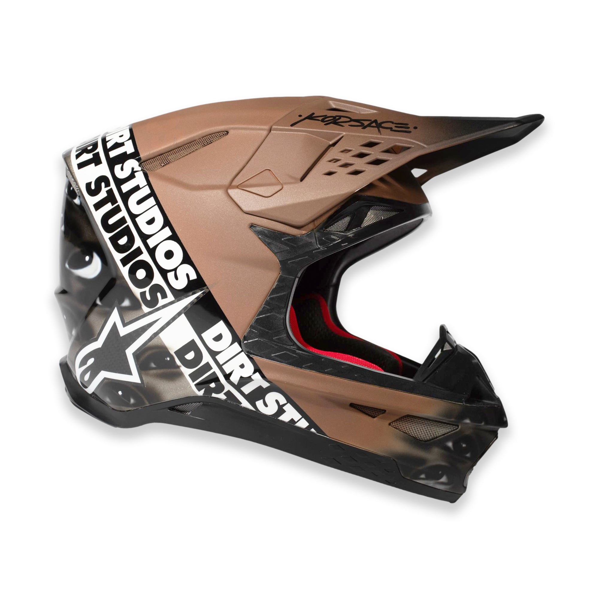 Dirt Studios® X Korsace – DIRT STUDIOS